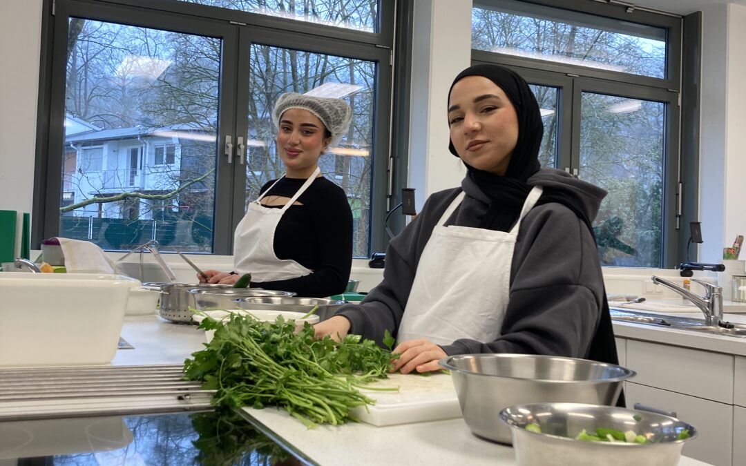 Leckere Kebabtaschen aus der AV1a – Ein gelungenes Kochprojekt