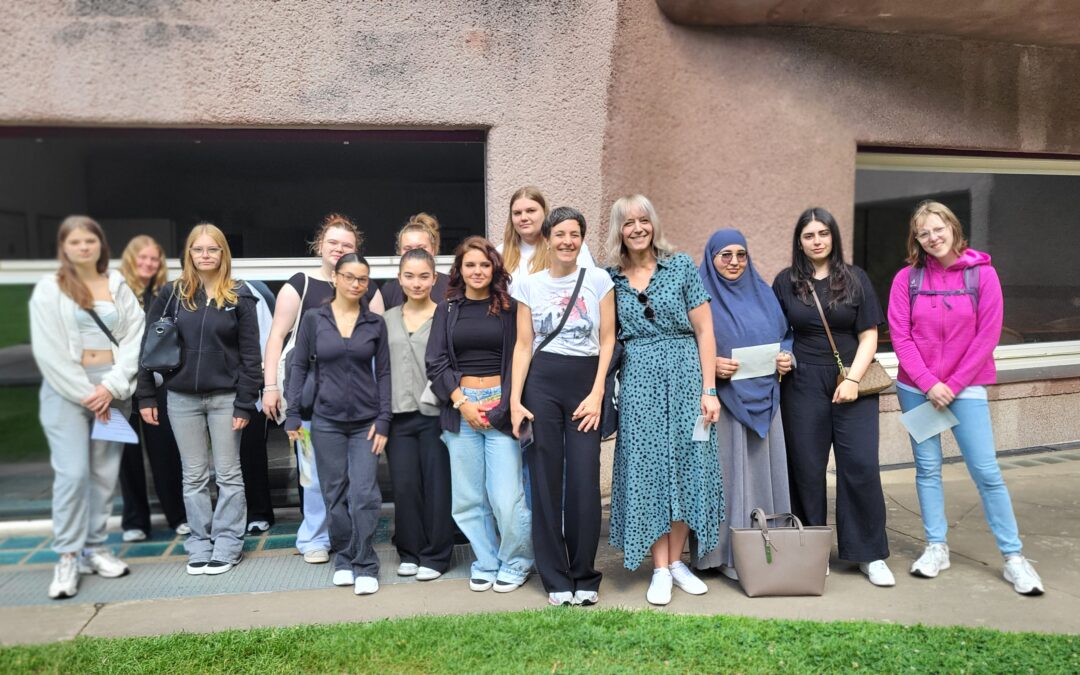 Besuch der KIU3 im Skulpturenpark Waldfrieden